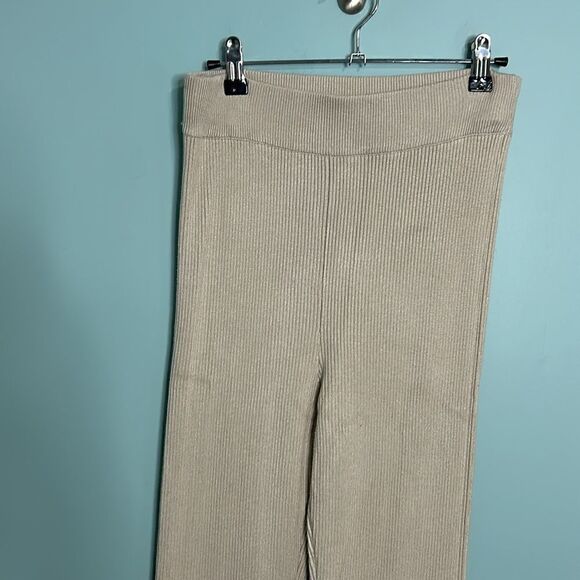 Abercrombie Ribber Split Front Sweater Pants - Picture 4 of 8